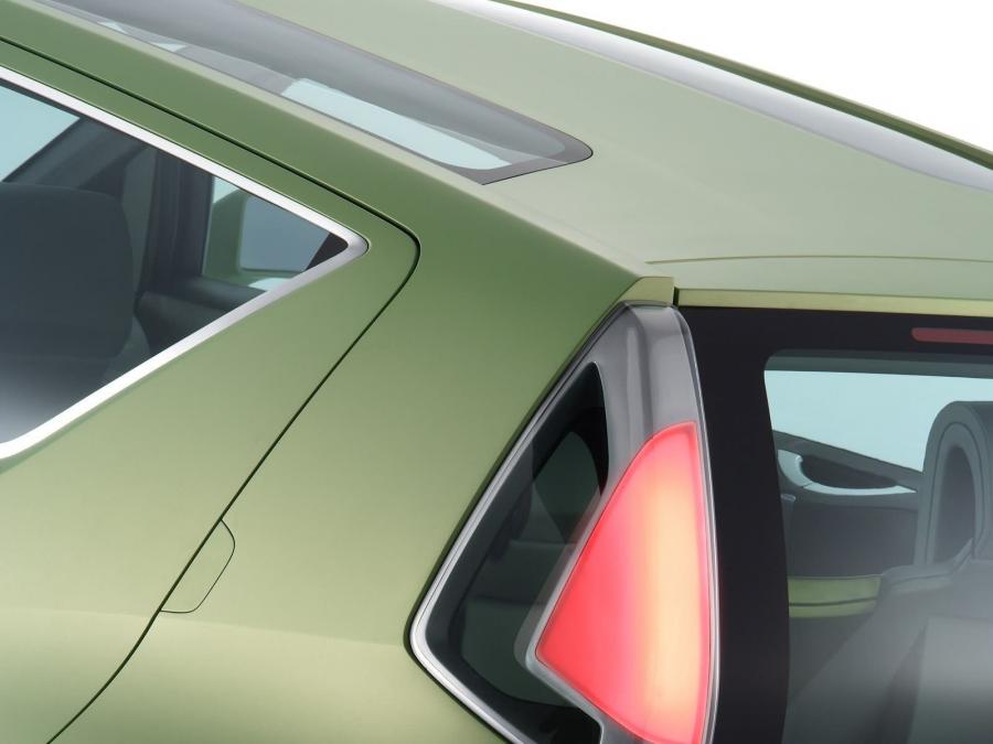  Toyota Urban Cruiser Concept 2006 года  (фото 19 из 34)